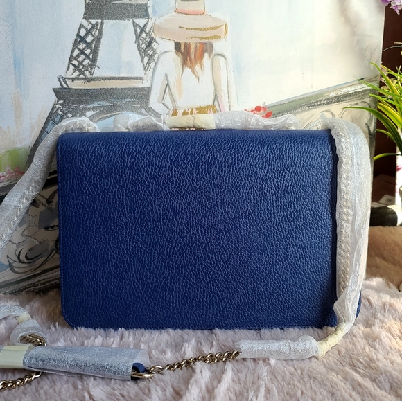 GUCCI Dollar Calfskin Medium Interlocking G light gold chain Shoulder - Picture 12 of 16